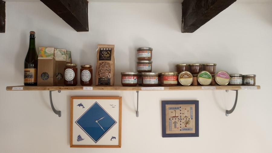 Notre p'tite épicerie très locale !!